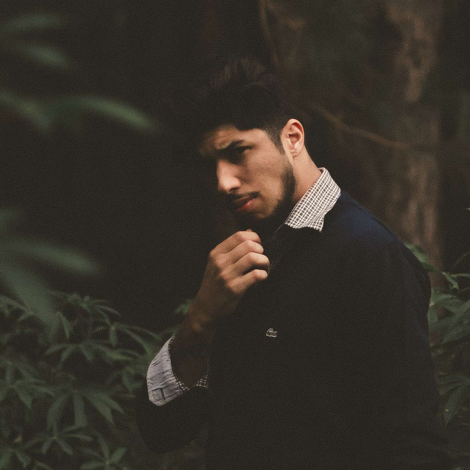 Casting  hombres árabes para spot online de Philp Morris