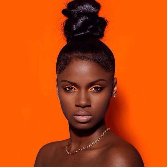 Modelo/Actriz de raza Negra o Mulata para videoclip en Sevilla